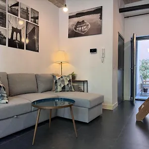 https://modern-cozy-studio-with-backyard.hotelsghent.com